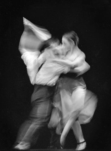 5 TANGO x Web.jpg (42653 byte)