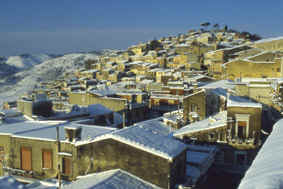 NEVE su Vizzini.jpg (51558 byte)